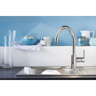 Dřezová baterie Grohe Edge s otočným raménkem chrom 31367000