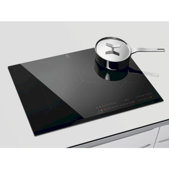 Indukční varná deska Electrolux černá EIV835