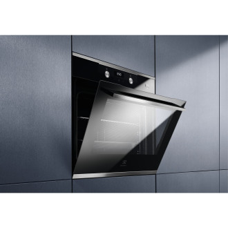 Vestavná parní trouba Electrolux KODEH70X