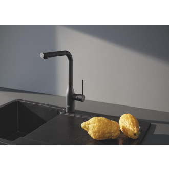 Dřezová baterie Grohe Essence s vytahovací sprškou, 2 proudy phantom black 30504KF0