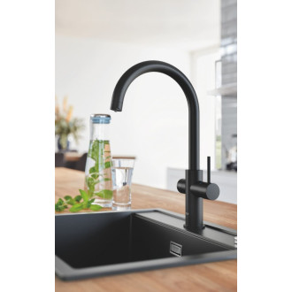 Dřezová baterie Grohe Blue Home s výpustí velvet black 31455KS1