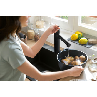 Dřezová baterie Hansgrohe Zesis M33 s vytahovací sprškou, 2 proudy matná černá 74823670
