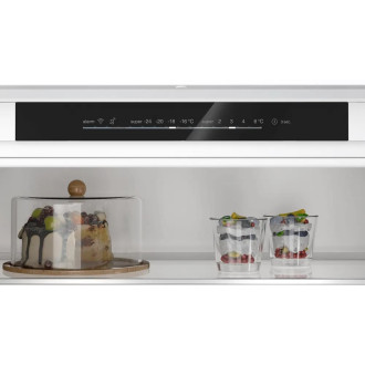 Siemens iQ100 Vestavná chladnička s mrazákem 193,5 x 69,1 cm KB96NNSE0