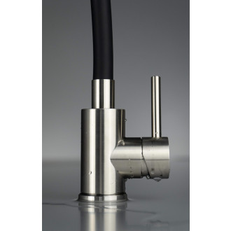 Deante LUNO dřezová baterie s flexibilním ramínkem, ocel-černá BOC_B720