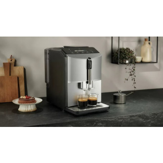 Siemens Plně automatický kávovar EQ300 stříbrná