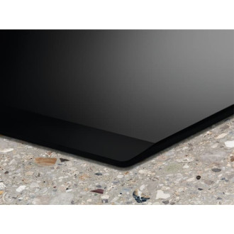 Indukční varná deska Electrolux černá LIR60433