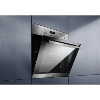 Vestavná parní trouba Electrolux EOD3H70X