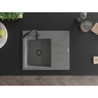 Jednodřezový žulový dřez Mexen Ben s odkapávačem, levý, 600 x 500 mm, šedý, černý sifon - 6522605000-71-B