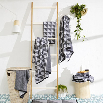 REA Vysoká bambusová police s žebříkem 186 cm HOM-03693 HOM-03693