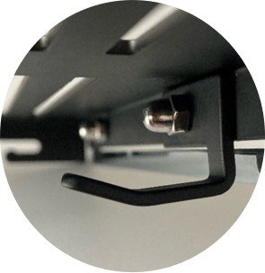 Ravak Polička Slim C, černá/chrom X07P576