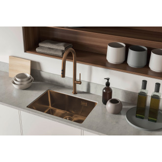 Bateria kuchenna z wyciąganą wylewką - 2 rodzaje strumienia