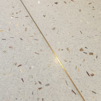 Lišta dělící "T  " Eviso žlutá mat, mosaz délka 270 cm, výška hrany 2 mm, FLMF0001