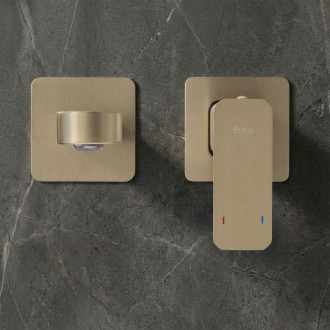 Podomítková vanová baterie REA Arlo Brush Gold