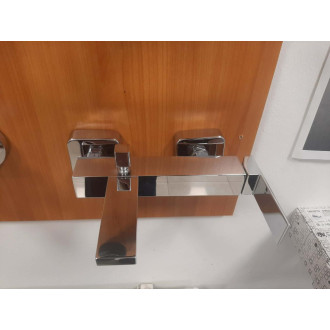 VÝSTAVNÍ KUS VÝPRODEJ LATUS nástěnná vanová baterie, chrom 1102-70