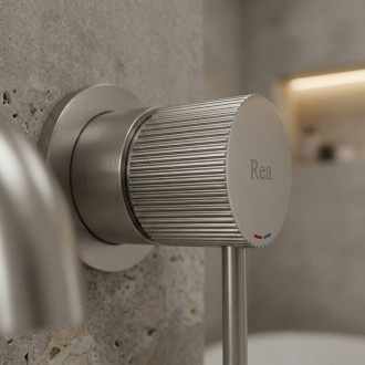 REA Podomítková vanová baterie  Lungo Stripe Brush Gold REA-B8054