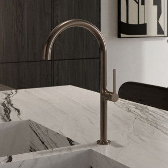 Dřezová baterie Kludi Reef s otočným ramínkem kartáčovaný bronz 50803N175